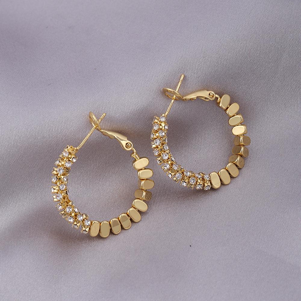 

2025 Stylish Gold & Silver Large Hoop Earrings for Women - Luxury, High-End, Unique Design