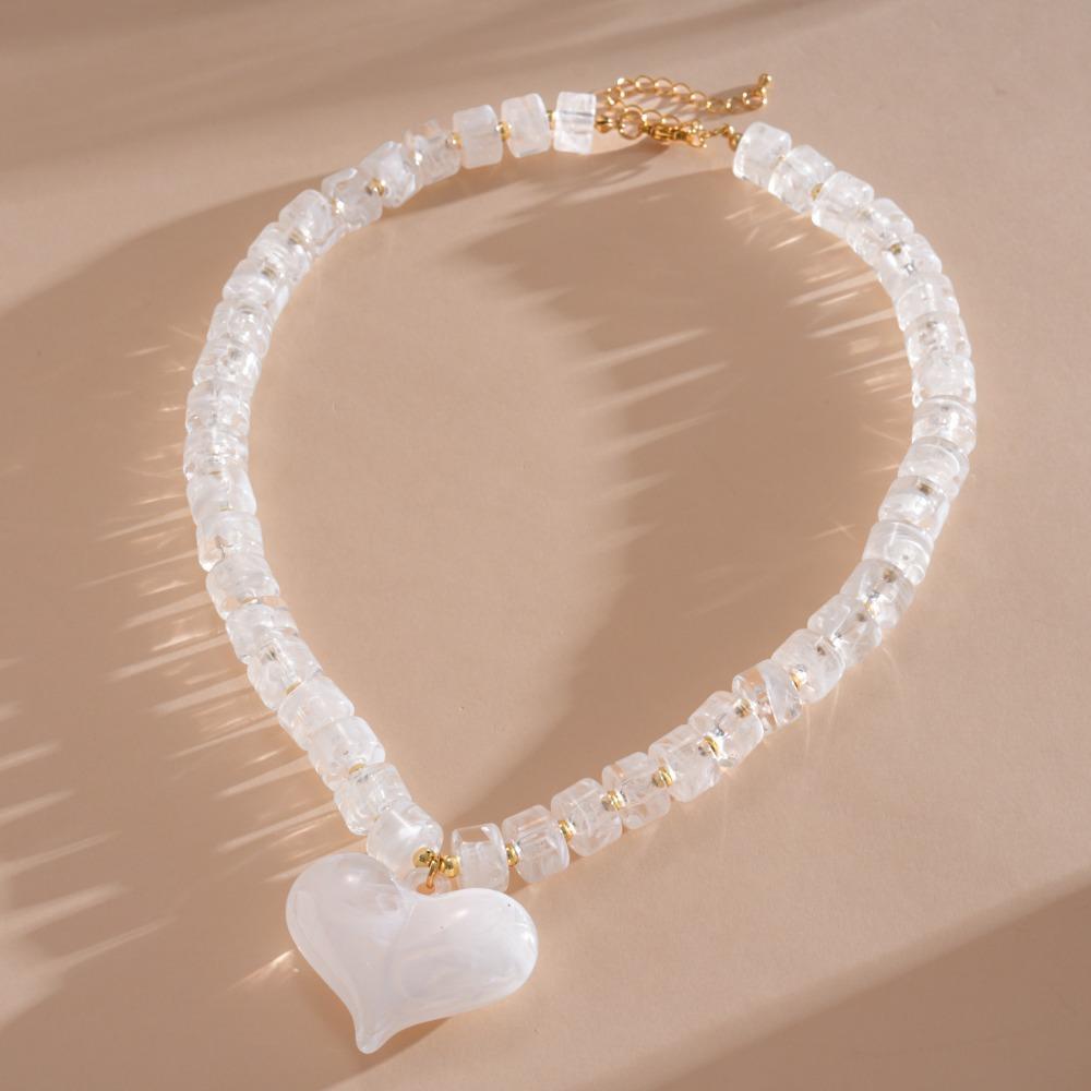 Heart Shape Clavicle Chain Acrylic Neck Ornament Fashion Women Jewelry Party Jewelry