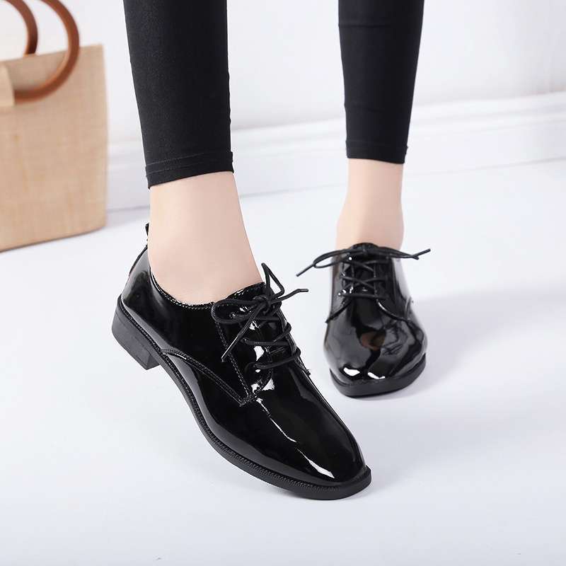 Small Leather Shoes Women's British Style 2025 Spring and Autumn New Korean Version Versatile Flat Bottom Low Heel Black Retro Student Shoes