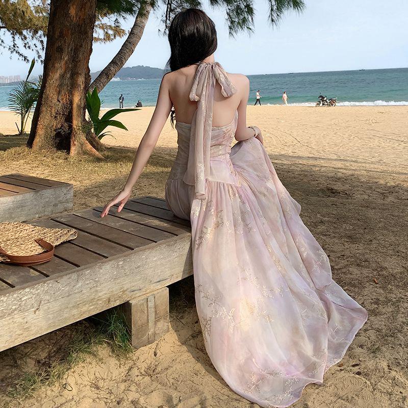 Ärmelloses Damenkleid mit floralem Jacquardmuster - Frühlingsurlaubsstil