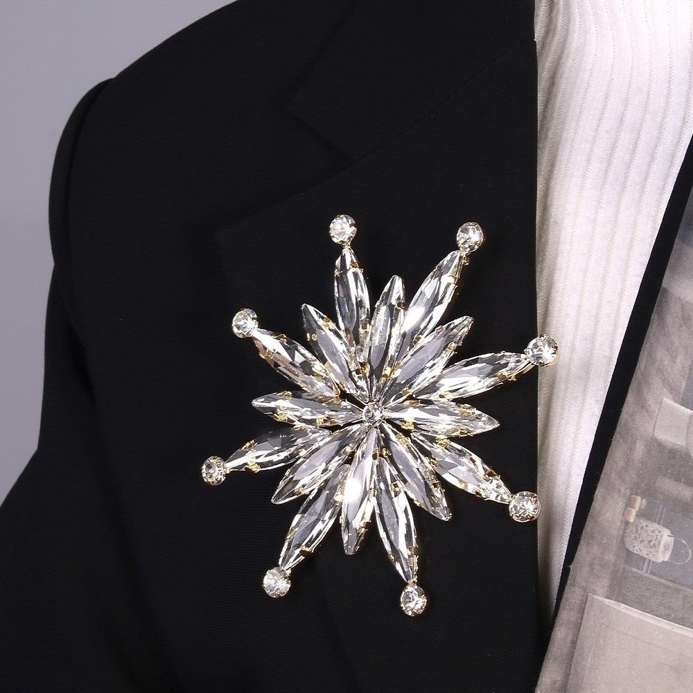 Body Jewelry Rhinestone Brooch Decorative Clothing Chest Flower Irregular Flower Brooch Party