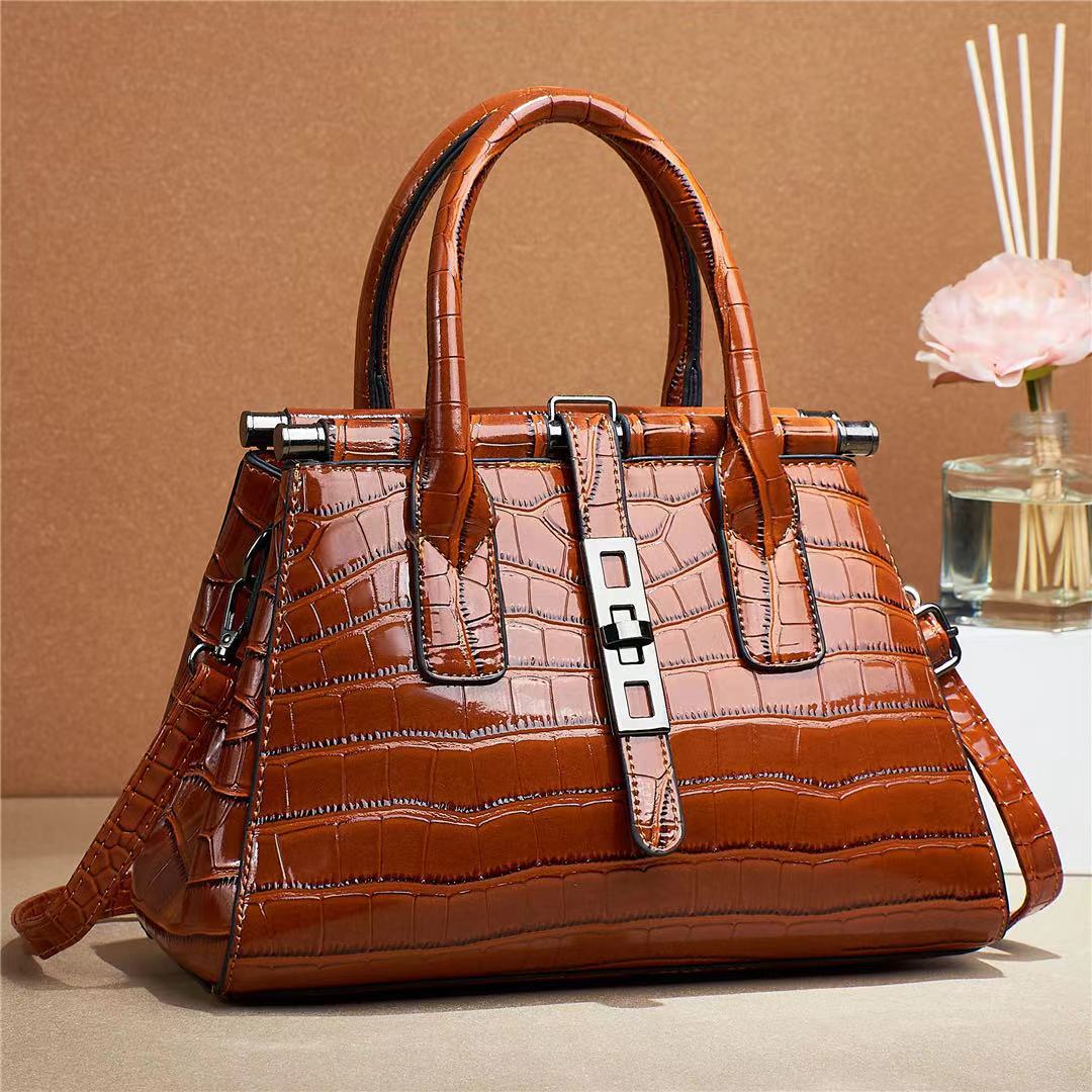 

Женская сумка-тоут с узором под крокодила, яркая кожаная большая сумка через плечо, модная дизайнерская женская сумка из лакированной кожи