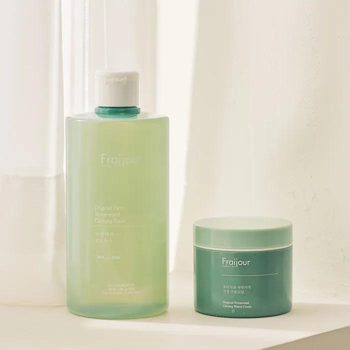 

Оригинальный травяной натуральный успокаивающий тонер с полынью 500 мл + Увлажняющий крем с полынью 100 мл Toner+Cream (Mugwort Line)