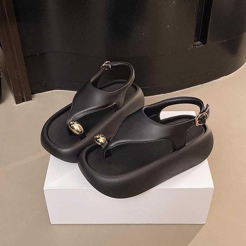 

Модный дизайн, толстая подошва, увеличивающий рост набор сандалий для пальцев, женские летние новые простые повседневные пляжные крутые шлепанцы 40 чёрный