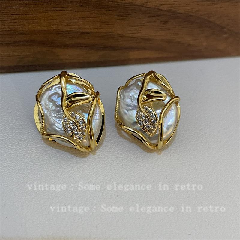 Baroque Natural Pearl Earrings for Women Elegant Minimalist Stylish Ear Jewelry