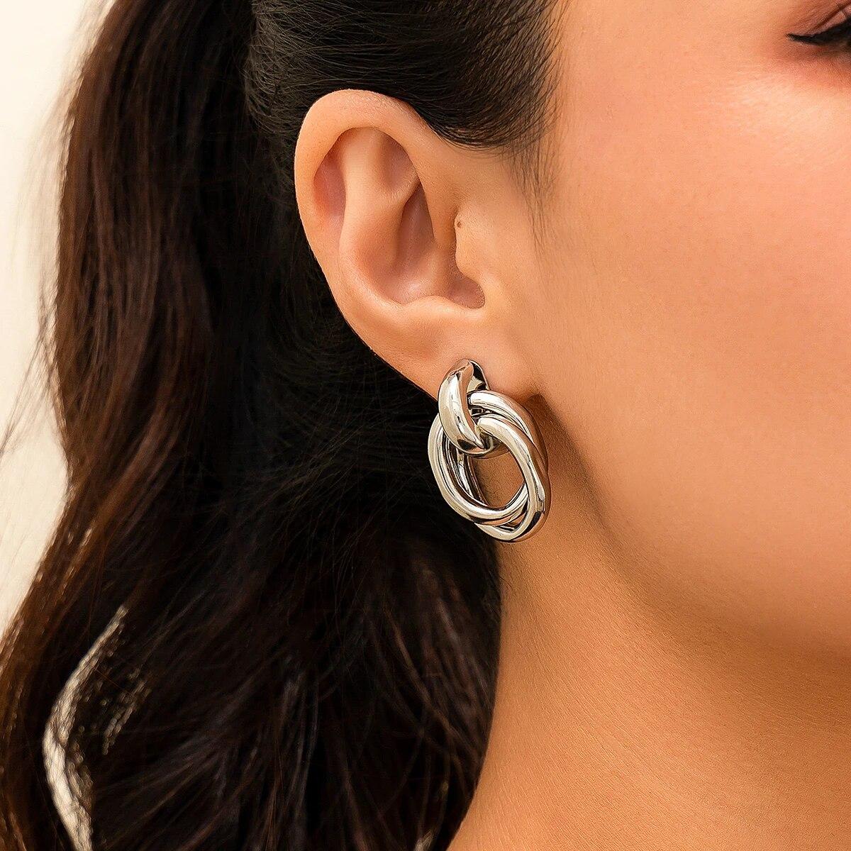 

Classic Trendy Gold Color Geometric Irregular Stud Earrings for Women Design Sense Knot Piercing Earring Fashion Jewelry Gifts