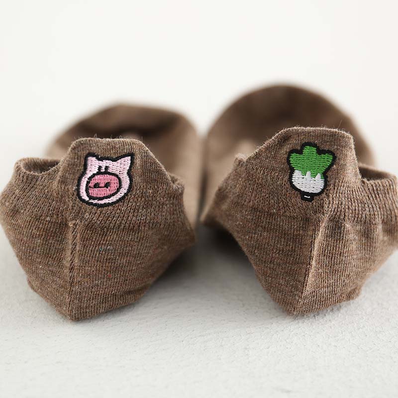 Harajuku Skarpetki Funny Ankle Socks Embroidery Animal Pug Cute Socks Women Divertidos Creative Sokken Kawaii Chaussette Femme