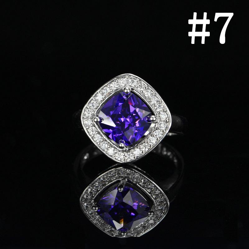 CMM Classic Design 0.8 Ct Princess Cut Fashion Square AAA+ CZ Zirconia White Golden Engagement Women Rings