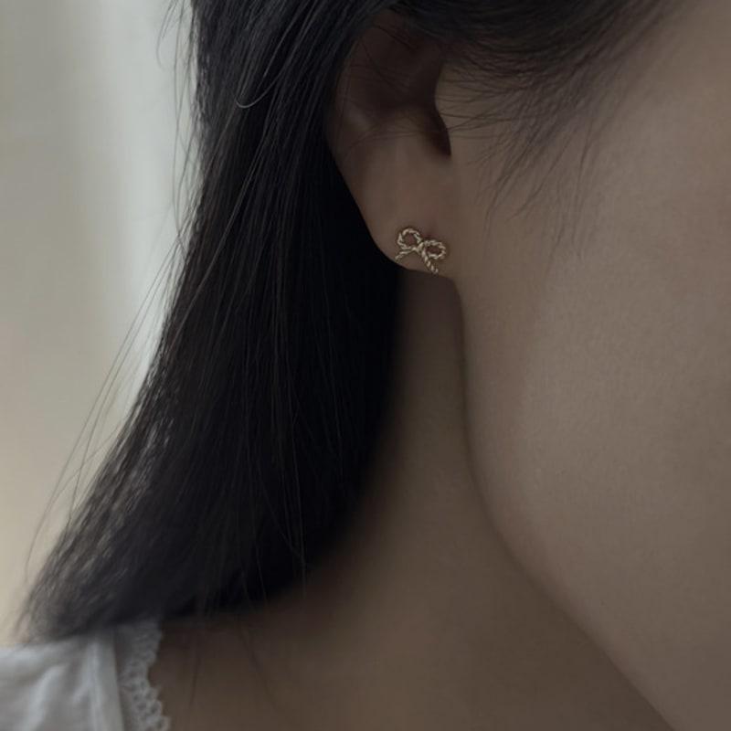 Faye 14k Tied Ribbon Earrings