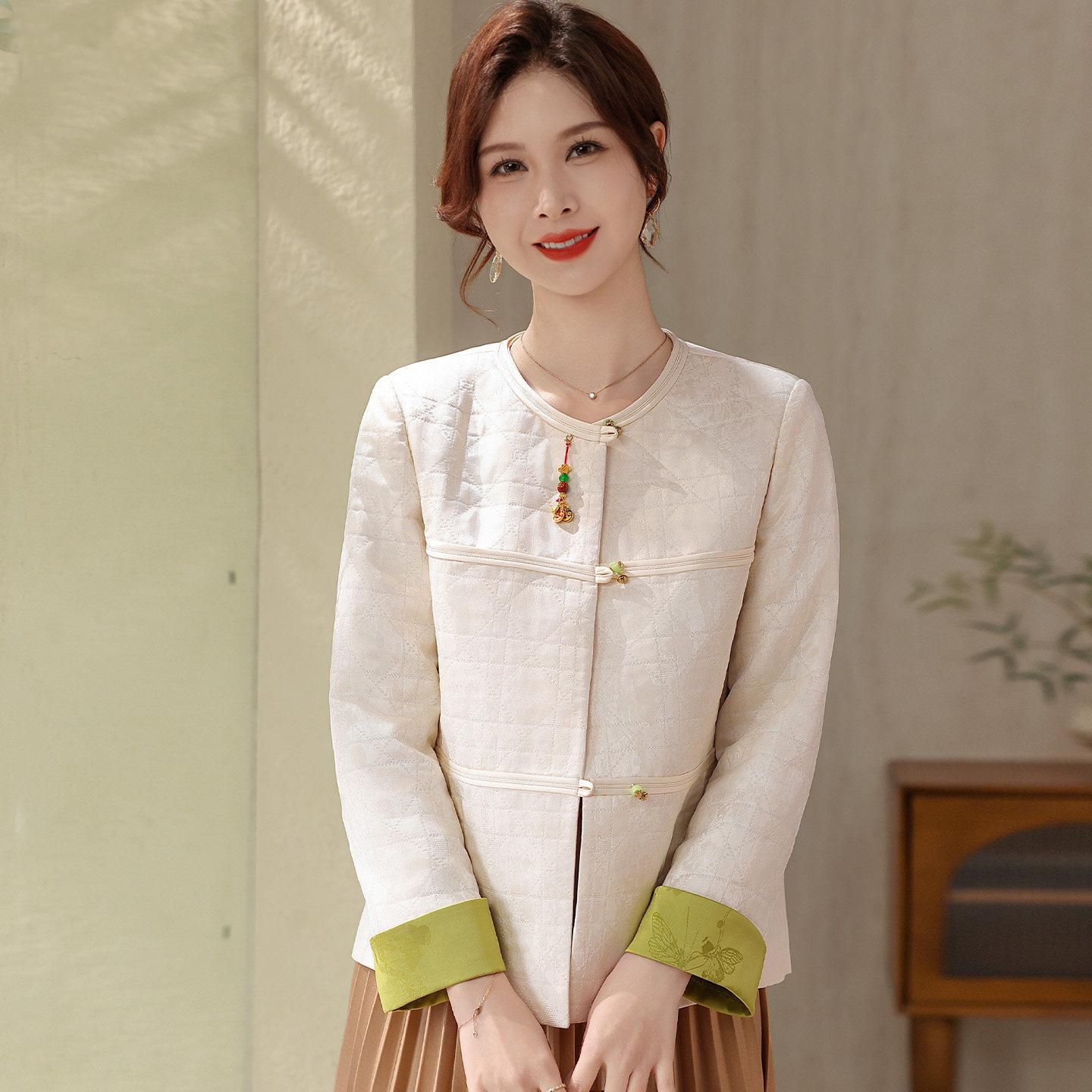 

Elegant Chinese Frog Button Jacquard Jacket - Petite Women s Short Spring/Autumn Top 2XL (for 51-67.5 kg)