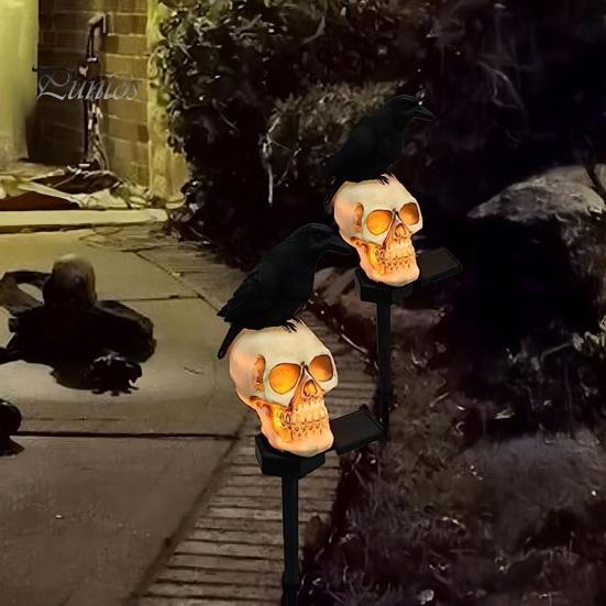 Horror Themed Yard Landscape Ornaments LED Solar Crow Skull Light, Waterproof Halloween Pathway Gothic Decorative Stakes for Flowerbeds on Skeleton