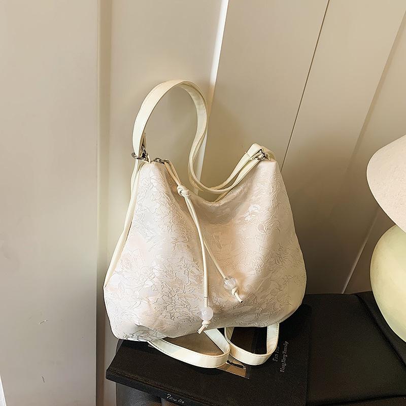 Embroidery casual large capacity simple shoulder armpit bag women's new personalized trend fashion backpack
