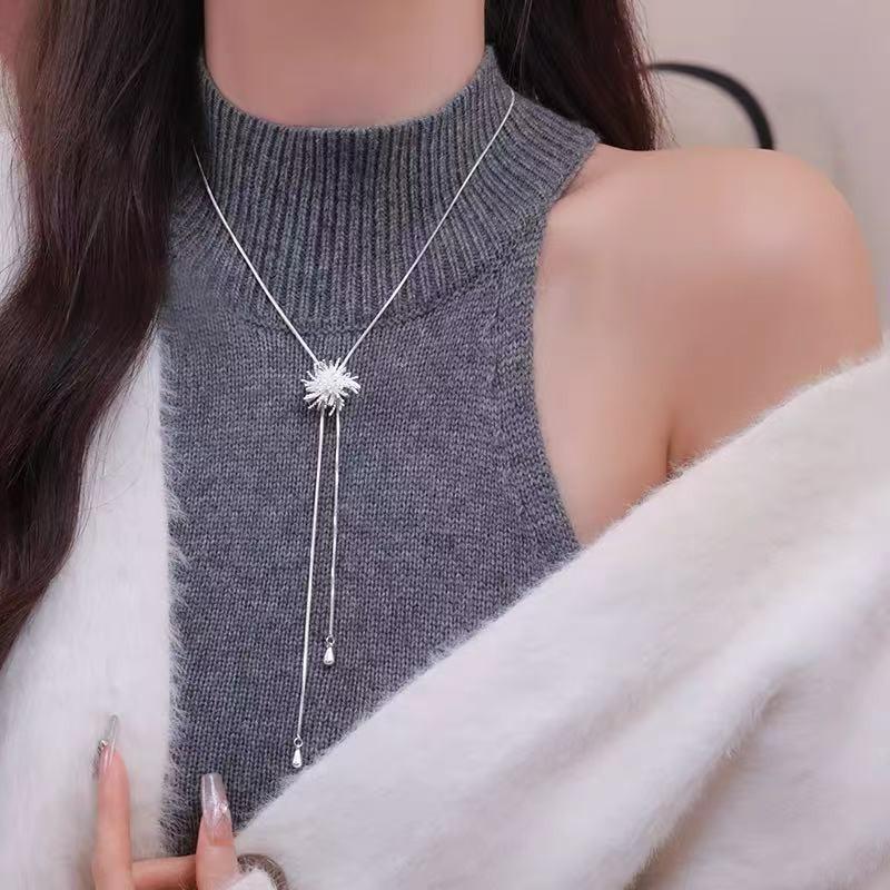 Retro Autumn and Winter Long Necklace Women's High-end Sweater Chain Niche Design Accessories