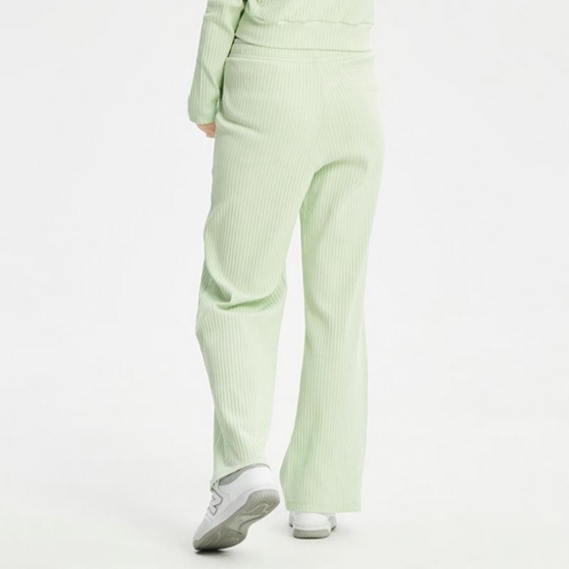 New Balance Half Club  Women S pantS  C28   Nbmle2w322 41 Women S Soap