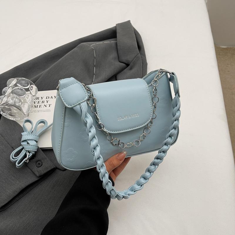 Bag Women's New Fashionable Versatile Go Out Small Bag Women's Shoulder Messenger Bag