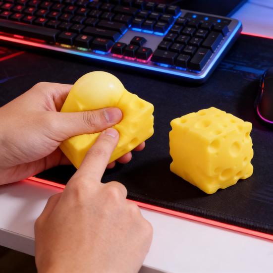 Gelber Käse Quetschspielzeug Weiches Langsam Aufgehendes Fidget Spielzeug zur Stressbewältigung Neuheit