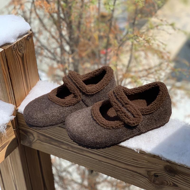 

Шерстяные туфли Мэри Джейн на танкетке, увеличивающие рост, обувь Мао Мао, женские теплые хлопковые балетки на липучке 40 коричневый