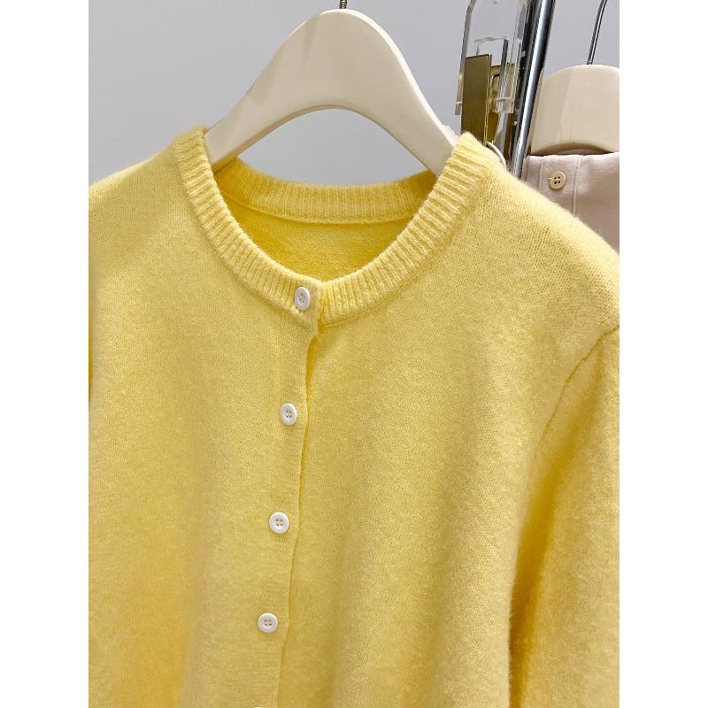 Tender yellow white single-breasted cardigan women's autumn and winter soft waxy long-sleeved top jacket round neck lazy wind knitted sweater