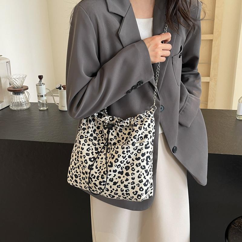 Leopard Print Tote Bag Drawstring Bucket Bag Shoulder Crossbody Bag Women's Underarm Bag