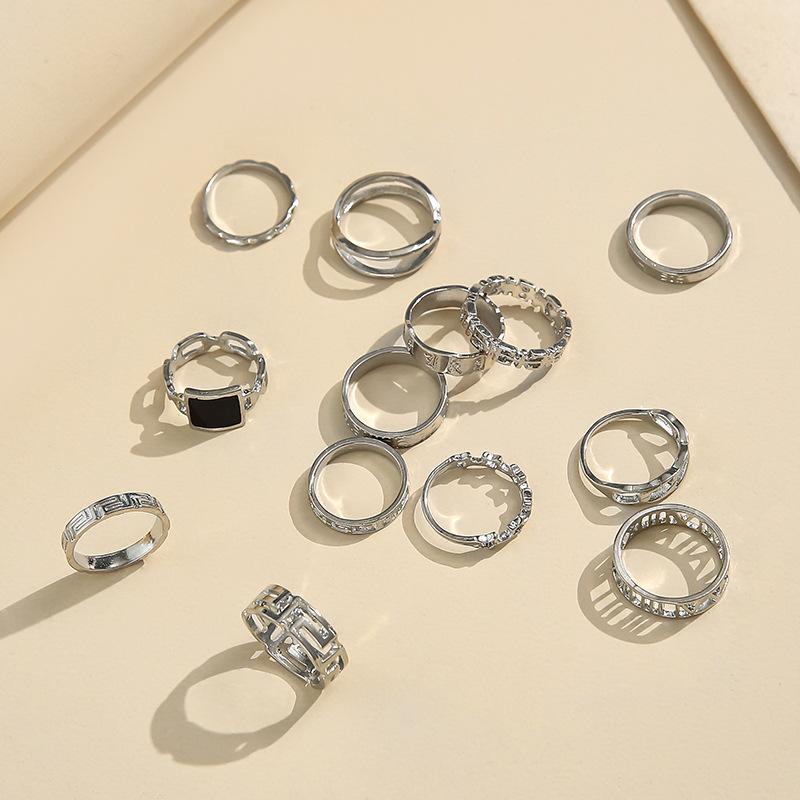 Exaggerated Punk Style Metal Ring Star Black Ring 13-piece Set