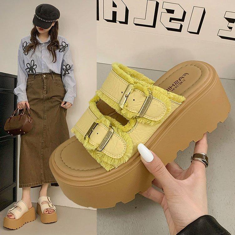 Thick-soled heightened skirt is beautiful, high-end wedge shoes, new thick-soled sandals for women's summer wear
