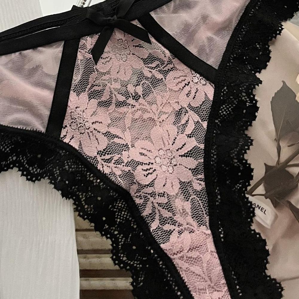 Lace Bow Sexy Thong Transparent Women's Lingerie Low Waist Flower Embroidery Mesh Perspective Hollowed Panties Briefs