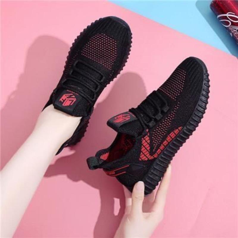 Spring and Autumn Flying Weaving Breathable Mesh Sneakers Women's Fashion Versatile Casual Shoes Soft-soled Non-slip Cloth Shoes