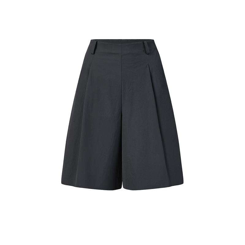 Fila Golf Series Fashion Simple Classic Sports Golf Versatile Comfortable Quality Loose Woven Five-Point Casual Shorts Women Shorts A11W625812FDB