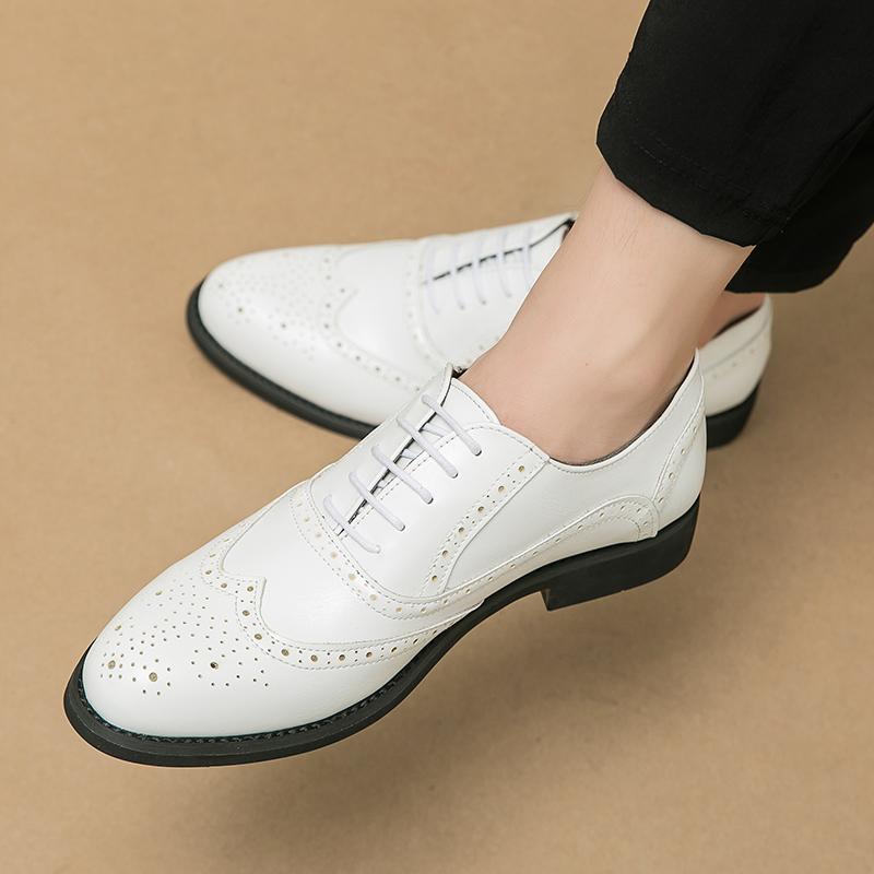 Men White Brogues Derbys Formal Business Leather Shoes Men Retro Black Tuxedo Wedding Classic Dress Shoes Over Sized