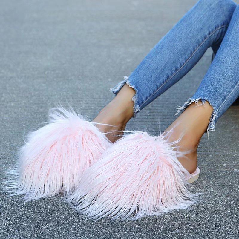 Fashion Brand Design Long Plush Slippers Mules Women 2025 Autumn Round Toe Soft Thick Bottom Slides Fashion Faux Fur Outdoor Slippers