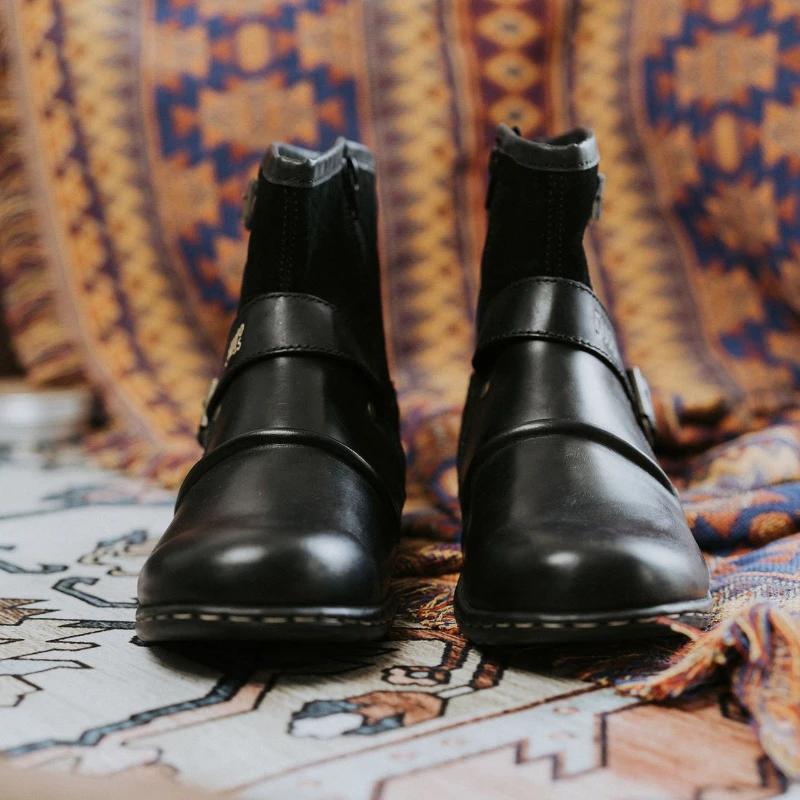 Moda Moda Męskie Buty Vintage Motocyklowe Skórzane Męskie Buty Zimowe Jazda Retro Męskie Buty 2024 Metalowy Styl Ciepłe Zamki Męskie Buty