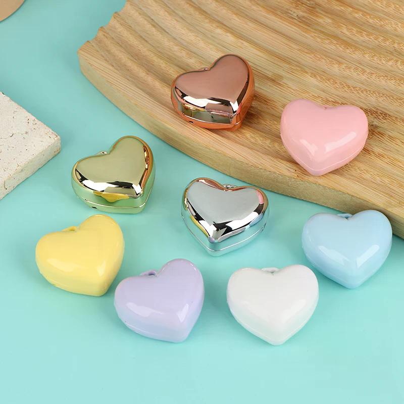 1Pcs Heart Shape Mini Empty Blush Powder Box Eye Shadow Container With Mirror And Aluminum Pan Key Chain Lipstick Case Packaging