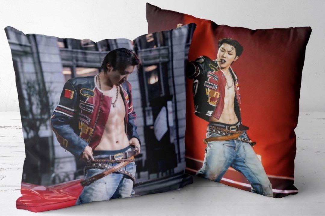

[USED] BTS Cushion Cover Killin It Girl J-HOPE