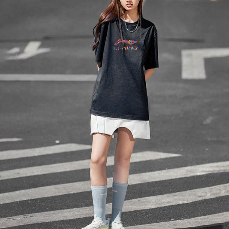 Li Ning SS22 Brand Logo Solid Color Loose Fit Round Neck Short Sleeve T-Shirt Unisex T-Shirt Black AHSS847-2
