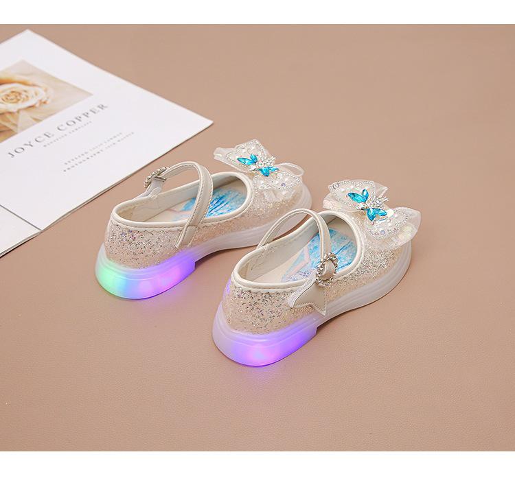 2026 New Fashion Girls' Princess Rhinestone Leather Shoes with Soft Soles and Luminous Crystals for Spring and Autumn.