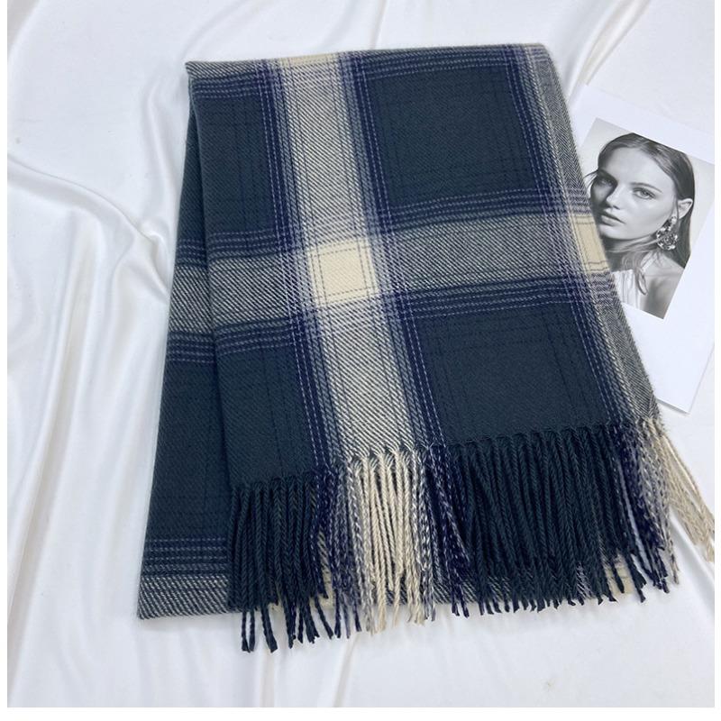 Plaid Scarf Shawl for Women - Casual Polyester Fiber, Hand Washable, Warmth & Decorative, Non-Stretch, Ideal for Everyday Wear & Holiday Gifts