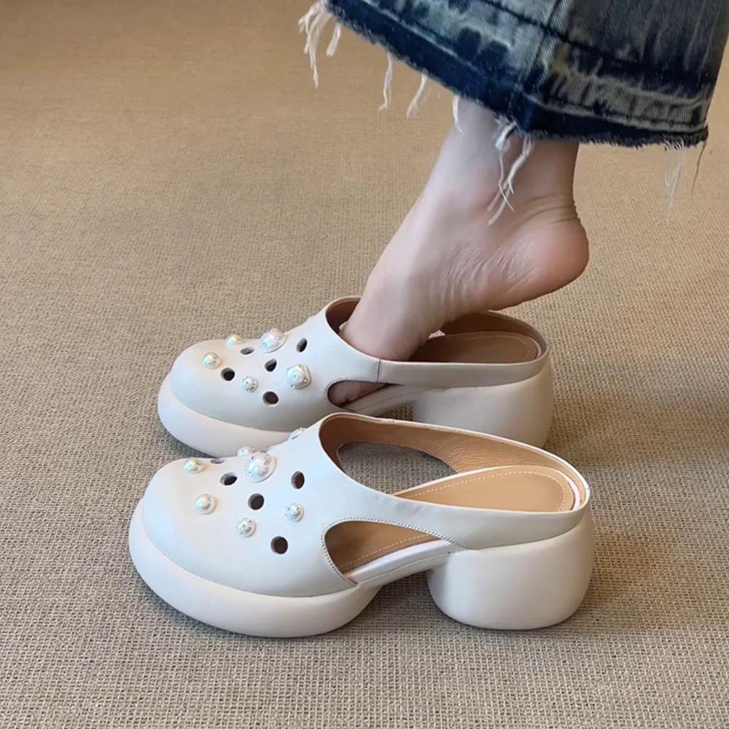 Spot version~ Fashion new hollow niche design thick sole heightening hole shoes cool slippers medium heel bag head slippers