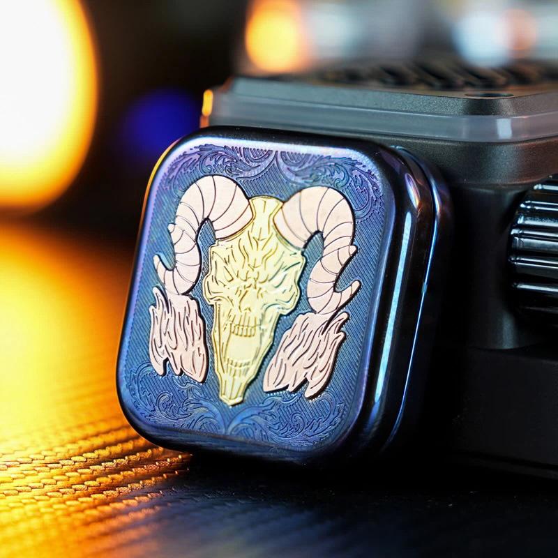 Satan King E Fidget Slider Direct Push Rotation Rhythm Fidget Spinner Metal Stress Toy Office Desktop Anxiety Relief Toys