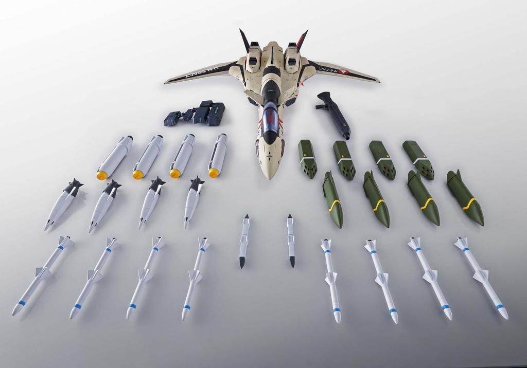 TAMASHII NATIONS DX Chogokin Macross Plus Full Set Approximately and Movable Figure YF-19 Pack, 250mm, Die-cast, ABS, PVC, Pre-painted
