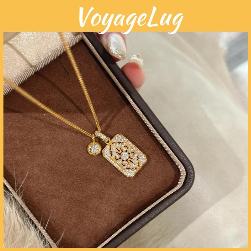 Iris Flower Pendant Necklace With Gold Plating For Women
