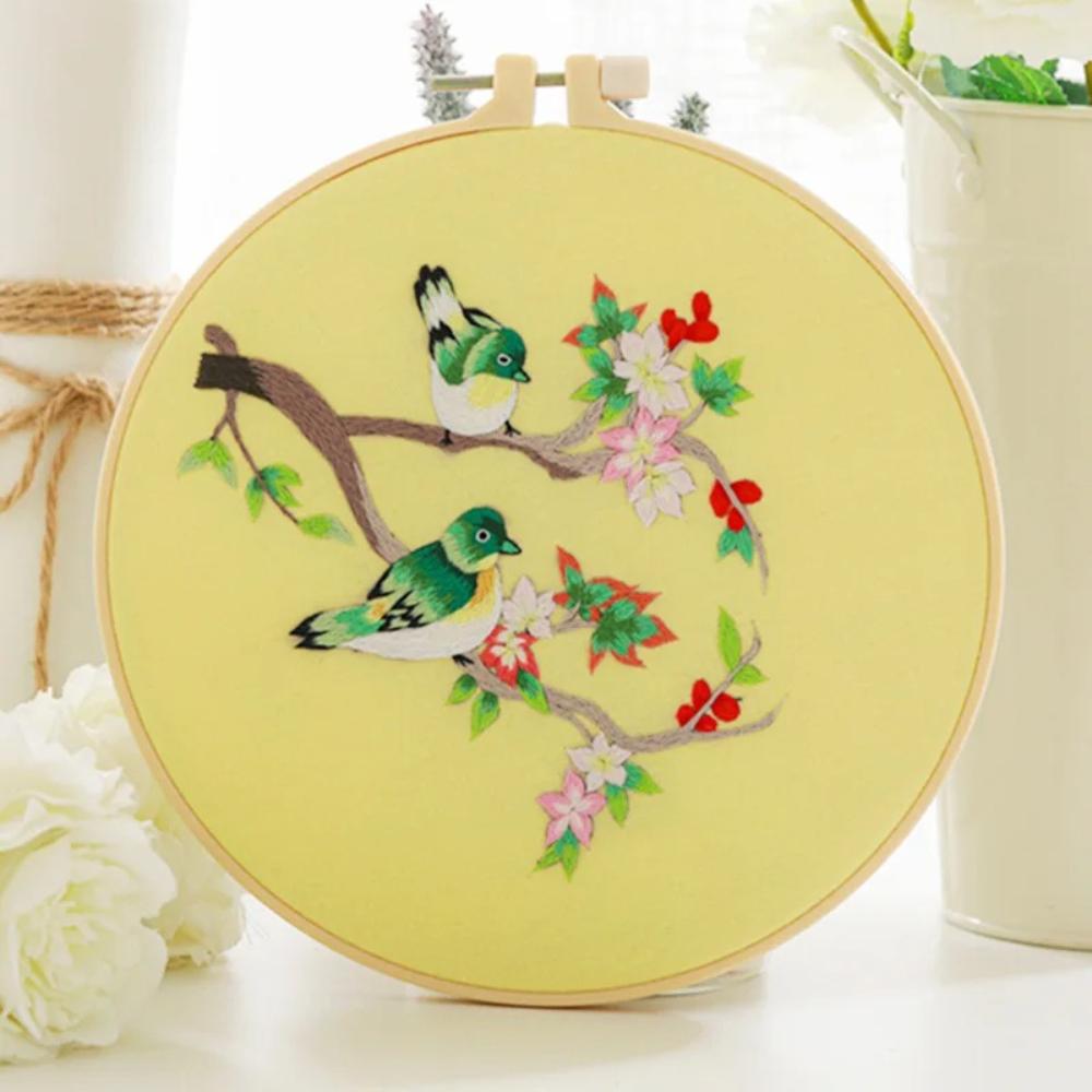 Chinesischer Stil Blumen Vögel Handbestickung Materialpaket Kreuzstich Druckstoff Rahmen Fäden Stickrahmen 20cm