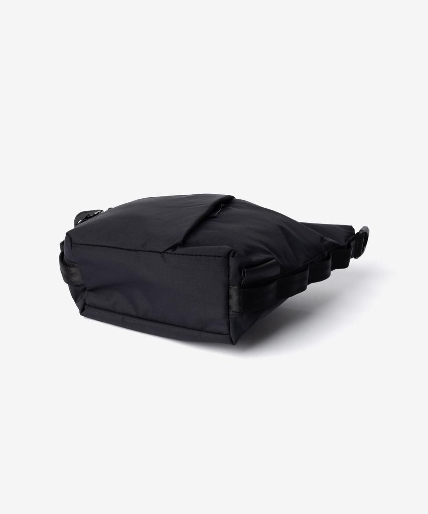 Shoulder Bag AD010710118 Flow Satchel Mini Black Axoflux 210D [Alpaca] - [Used]