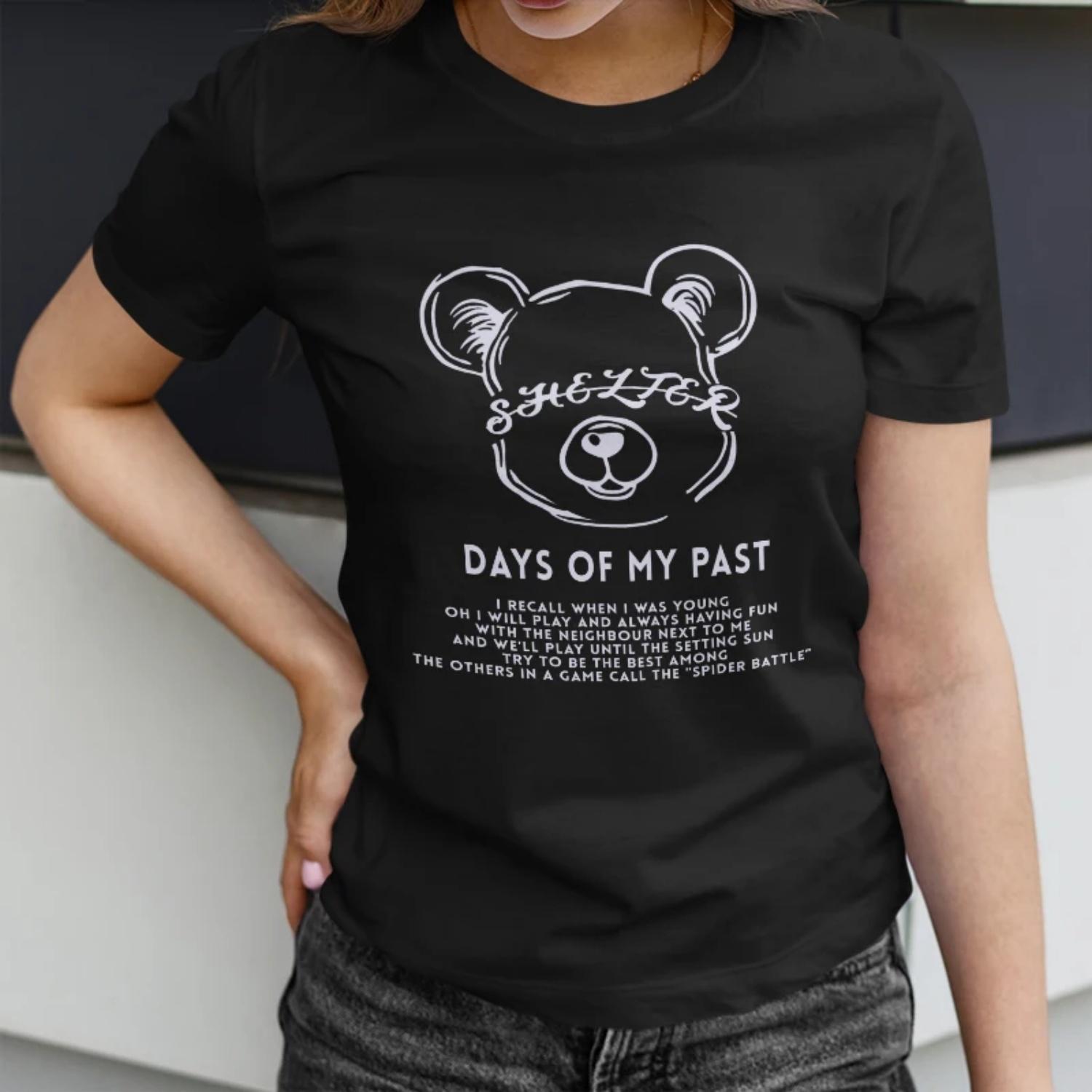 

Women s Black Short Sleeve T-Shirt for Spring Summer with Retro Style Bear Head Print and Nostalgic Lyrics S чёрный