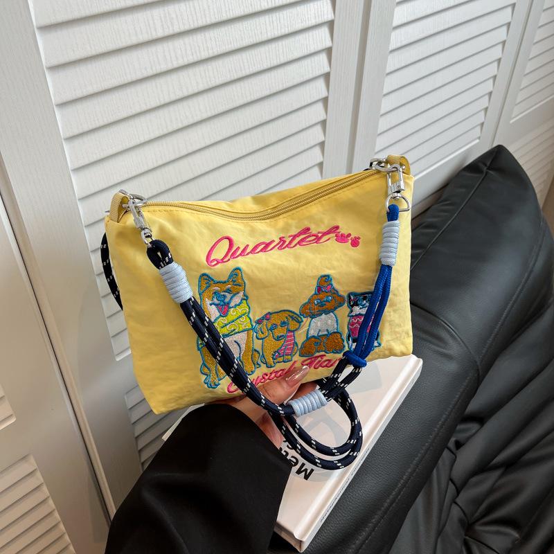 Casual simple texture trendy fashion small square bag 2025 summer new foreign style women's personalized shoulder messenger bag