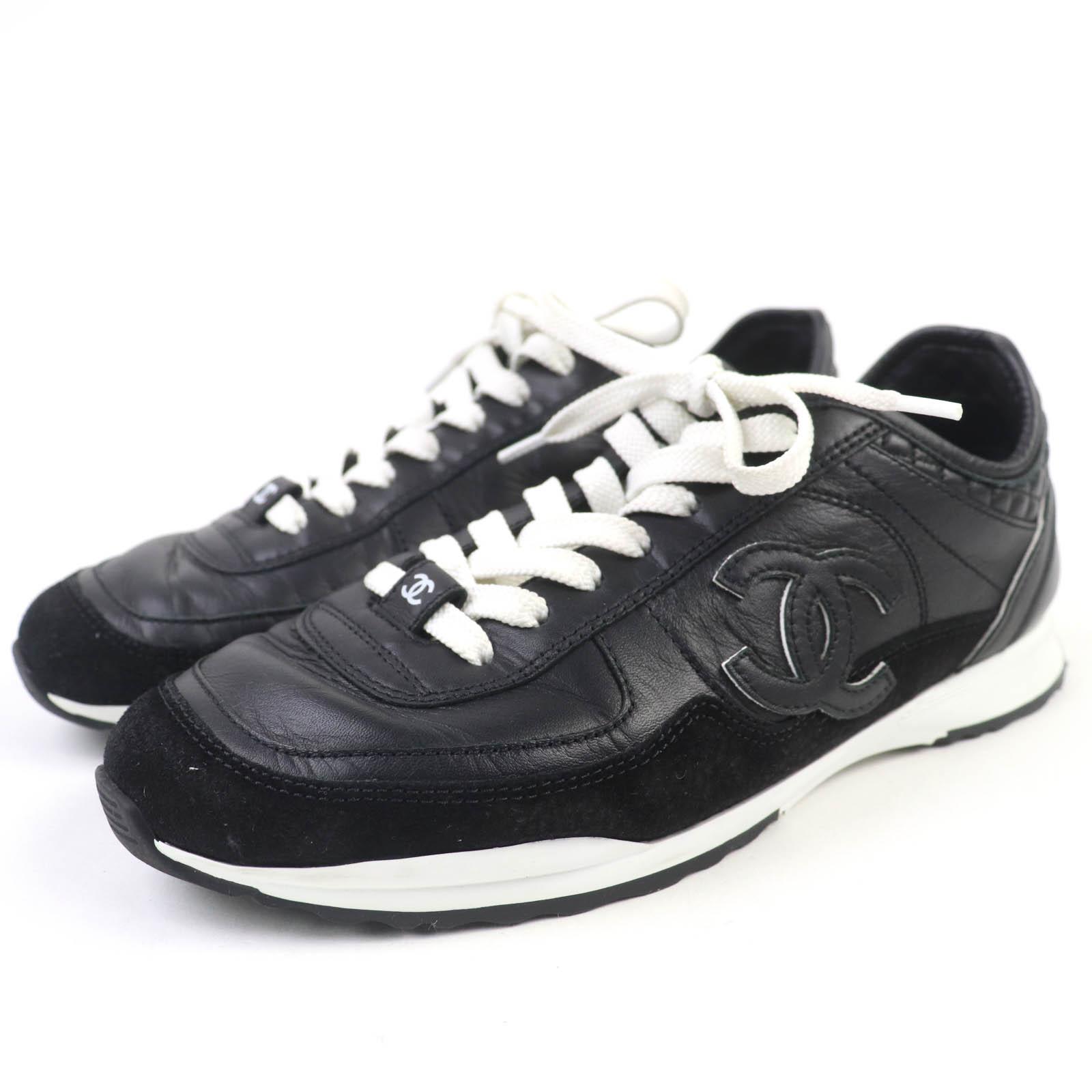 

Дуже хороші кросівки CHANEL з низьким вирізом, знак COCO, на шнурівці, шкіряні, чорна шкіра, жіночі, 35, G46372, вживані
