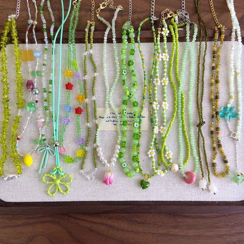 Summer Green Handmade Beaded Choker Necklace Light Luxury Design Clavicle Chain Jewelry 2025 Fashion Accessory