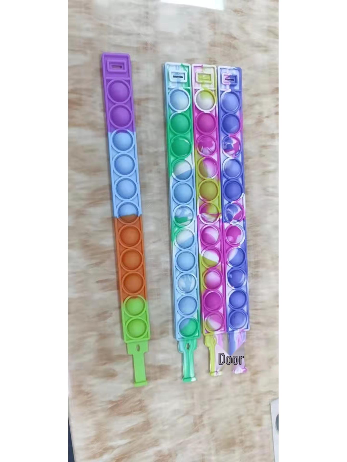 

Браслет Pioneer Pop Toy: Креативный декомпрессионный и образовательный фиджет-инструмент Camouflage