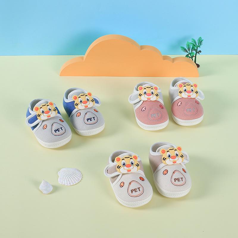 Soft Sole Non-slip Baby Walking Shoes for Boys and Girls (0-1 Year), Spring & Autumn Collection