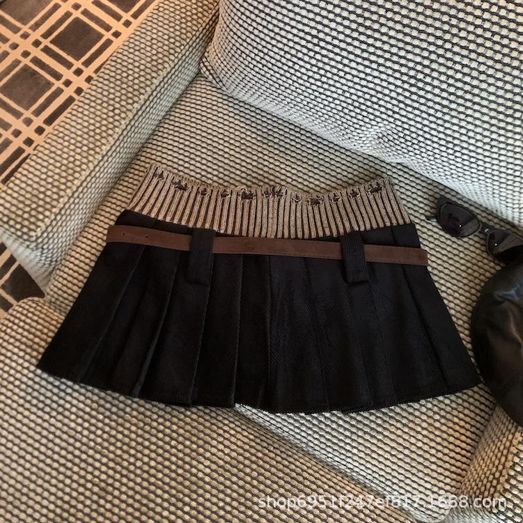 

2025 Autumn/Winter Korean Style Retro Low-Waisted Ribbed Pleated Skirt with Belt Medium