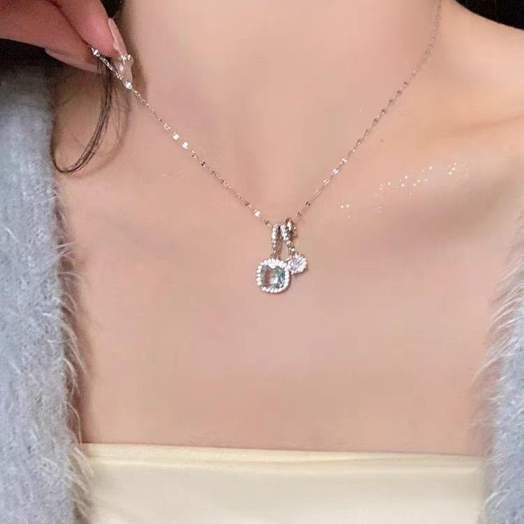 Light Luxury Niche High-end Pearl Necklace Women's Fashion Versatile Temperament Titanium Steel Clavicle Chain Internet Celebrity Necklace